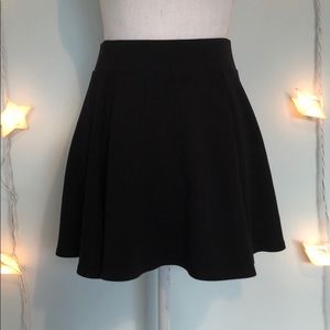 ⚫️ Black Skirt ⚫️